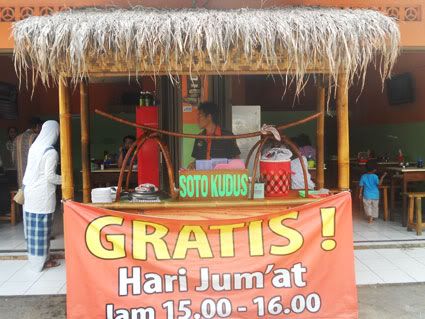 Gratis, Jumat 15.00 - 16.00 Gratis, Jumat 15.00 - 16.00