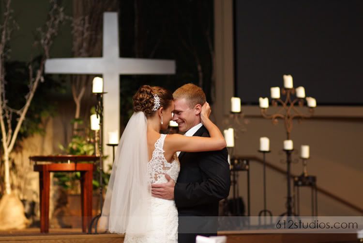 612 studios - Wedding Photography in Woodbury at Crossroads Church