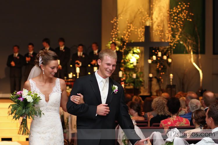 612 studios - Wedding Photography in Woodbury at Crossroads Church