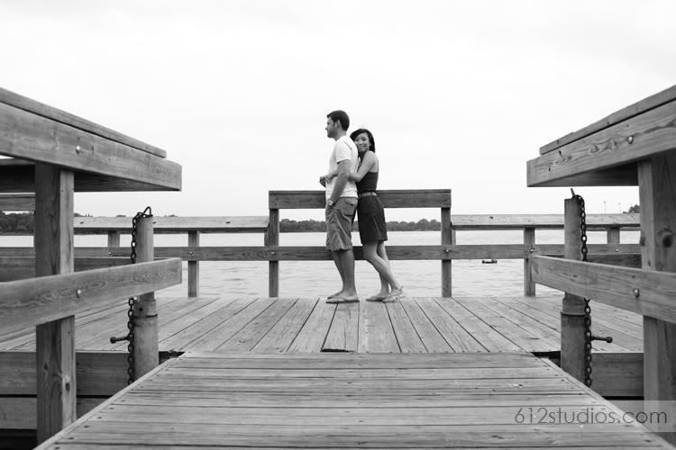 612 studios - Engagement photos at Lake Nakomis in Minneapolis