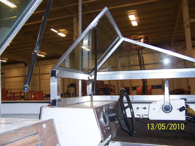 Boat005.jpg