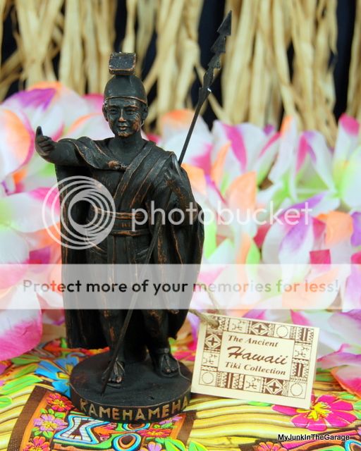 King Kamehameha Tiki Statue Hawaii Hawaiian  