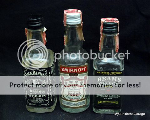 Mini Whiskey Vodka Bottles  Jack Daniels   Smirnoff   Jim Beam   Beams 